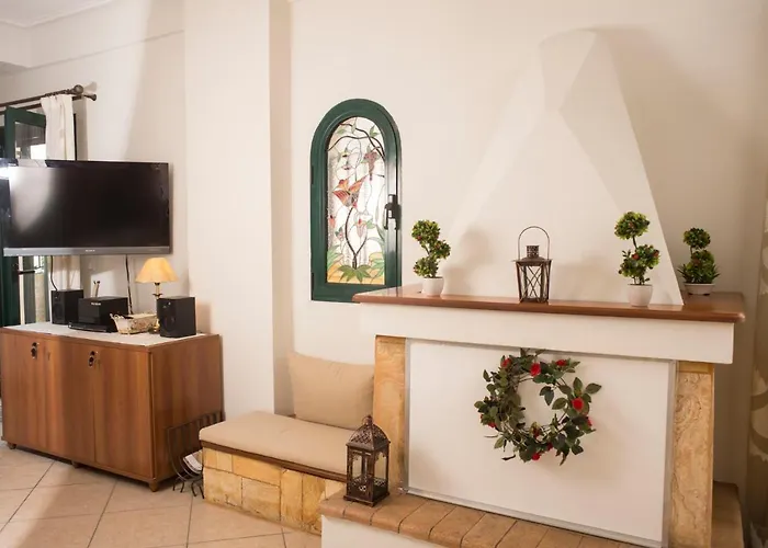 Maisonette With Garden In The Heart Of The Historical Center Apartament