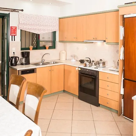Maisonette With Garden In The Heart Of The Historical Center * 卡拉马塔