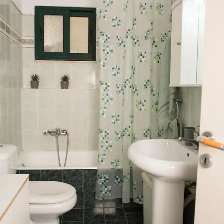 Maisonette With Garden In The Heart Of The Historical Center Kalamata