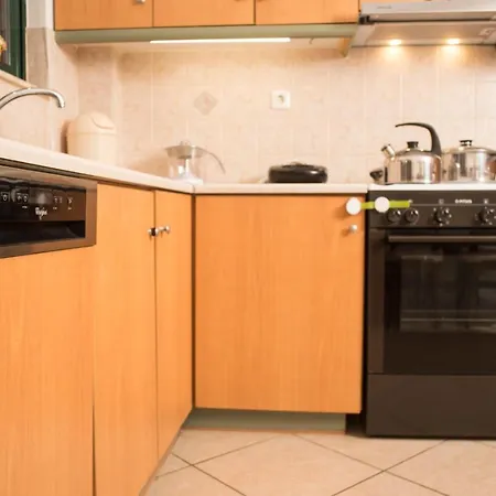 Maisonette With Garden In The Heart Of The Historical Center * 卡拉马塔