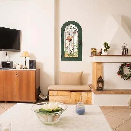 公寓 Maisonette With Garden In The Heart Of The Historical Center