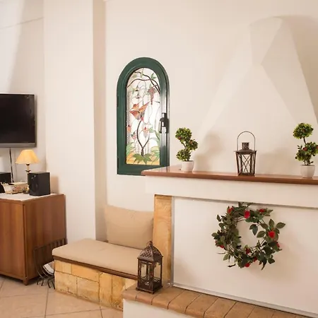 Maisonette With Garden In The Heart Of The Historical Center 公寓