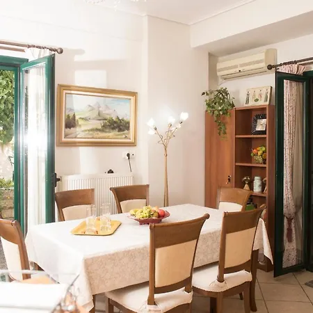 公寓 Maisonette With Garden In The Heart Of The Historical Center 卡拉马塔