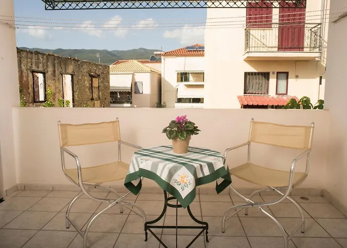 Maisonette With Garden In The Heart Of The Historical Center Appartement