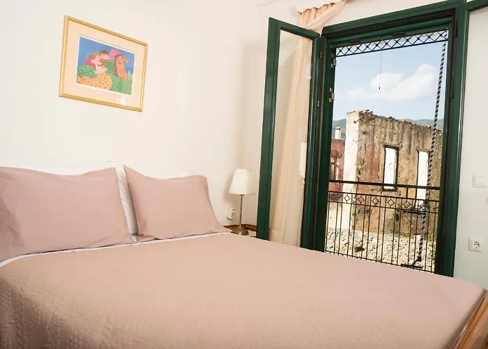 Maisonette With Garden In The Heart Of The Historical Center كالاماتا